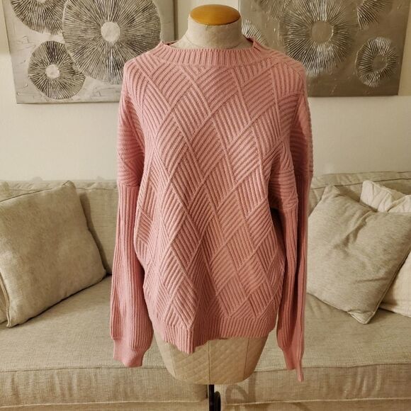 Catherine Malandrino Textured Long Sleeve Pullover - Picture 3 of 11